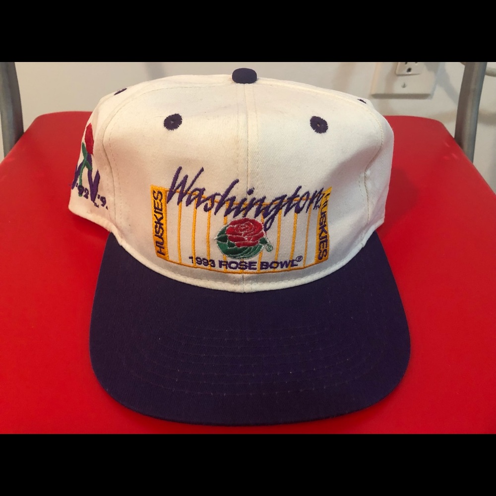 SnapBack University of Washington - Rose Bowl